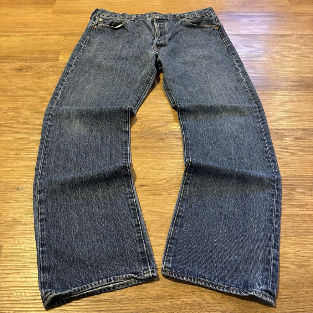 Levi's 501 Jeans Men's *34x30 Blue Cotton Denim Straight Leg Button Fly 501-0115